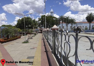 Praça de Macaúbas (13)
