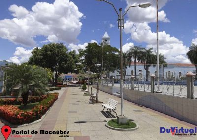 Praça de Macaúbas (16)