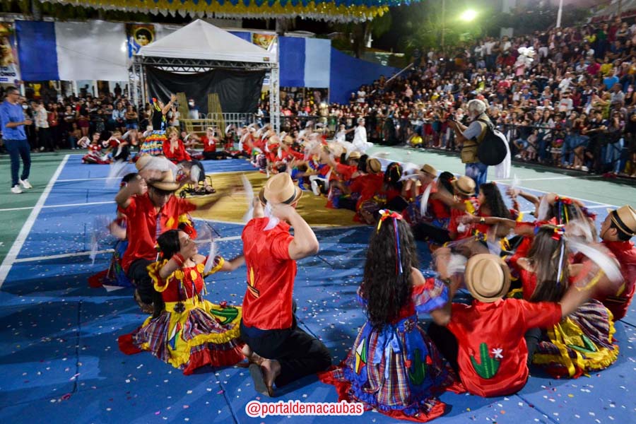 1º DIA DE APRESENTAÇÕES DAS QUADRILHAS JUNINAS 2022