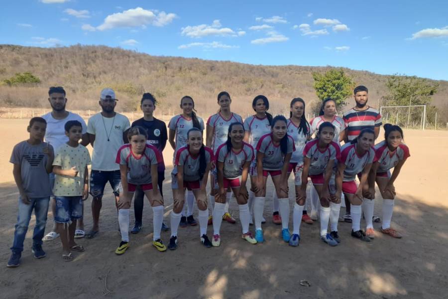 FESTIVAL FEMININO NA COMUNIDADE DE MARIA DA SILVA