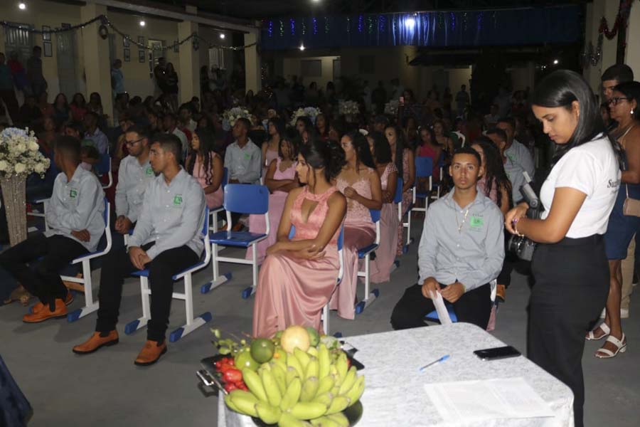 SOLENIDADE DE FORMATURA DA ESCOLA FAMÍLIA AGRÍCOLA DE MACAÚBAS