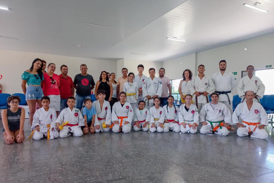 III EXAME DE GRADUAÇÃO DA DRAGÃO KARATÊ CLUBE