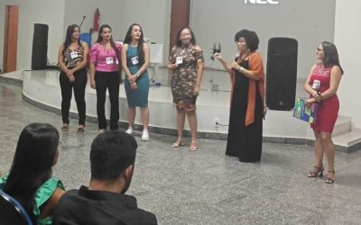 PALESTRA DO SEBRAE “FELICIDADE NO TRABALHO COMO ESTRATÉGIA DE GESTÃO” COM ALANA SALES