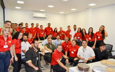 A GRANDE INAUGURAÇÃO DA MOTO CLUBE HONDA EM MACAÚBAS FOI UM SUCESSO