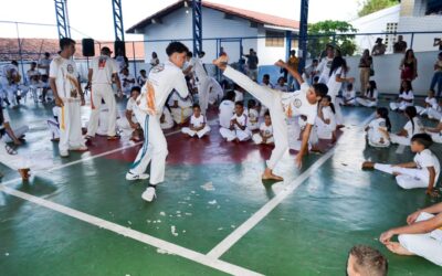 VI BATIZADO DO GRUPO PARANAUÊ MOVIMENTA MACAÚBAS E CONSAGRA MESTRE TCHÊ-TCHÊ